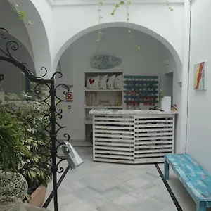 Wake Up In Hostel&restaurant Lounge Tarifa